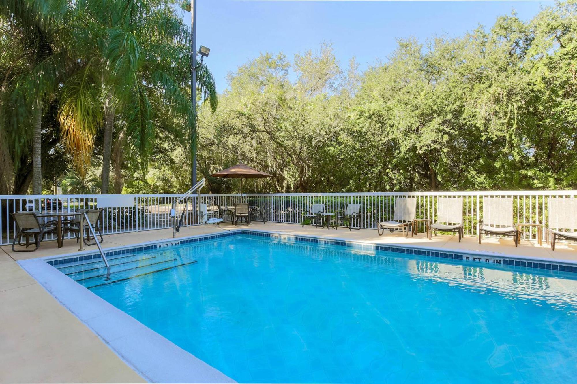 Fairfield Inn And Suites By Marriott Tampa Brandon Heartland المظهر الخارجي الصورة