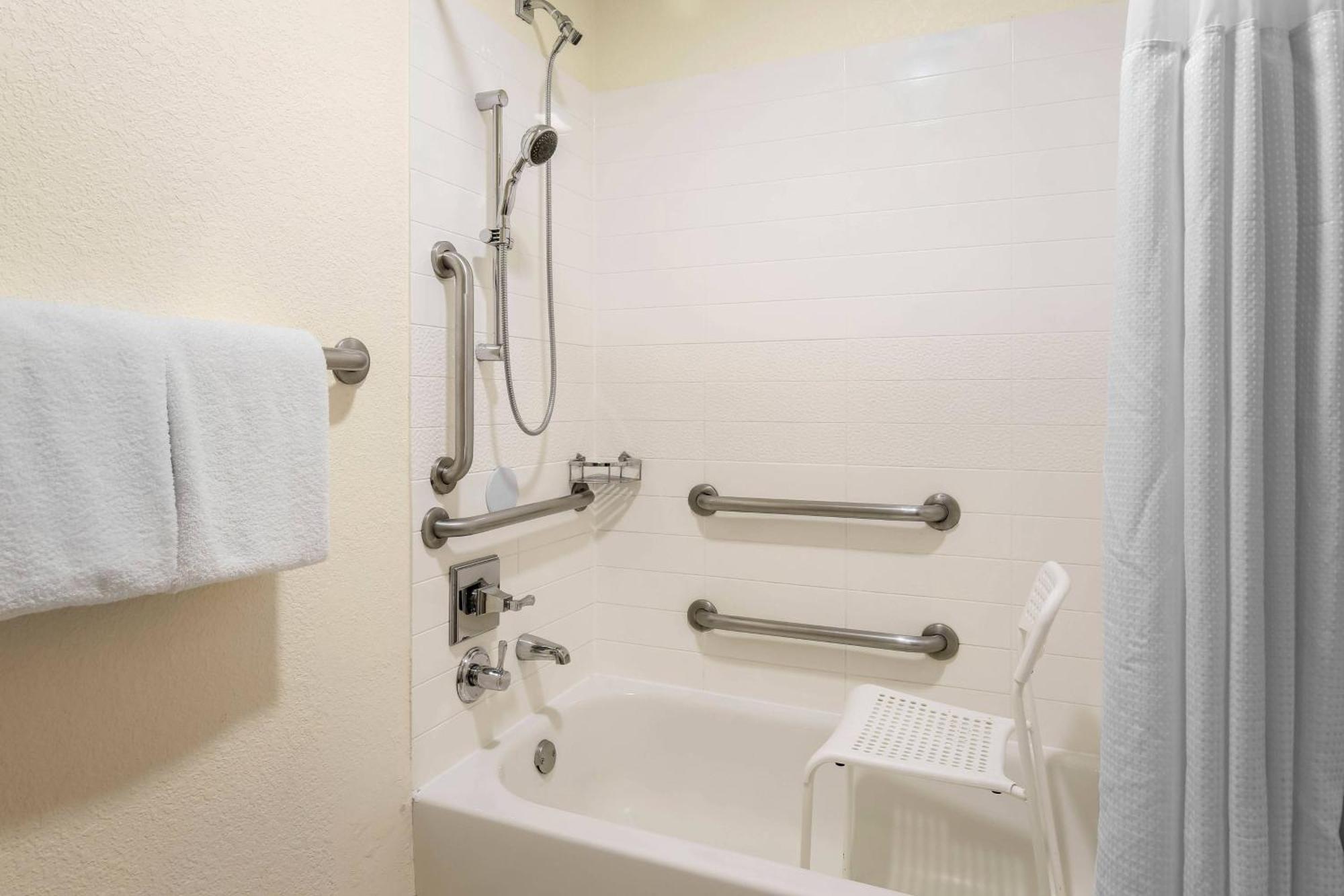 Fairfield Inn And Suites By Marriott Tampa Brandon Heartland المظهر الخارجي الصورة