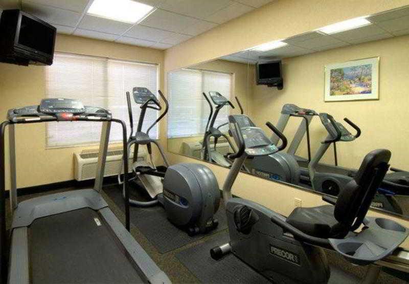 Fairfield Inn And Suites By Marriott Tampa Brandon Heartland المرافق الصورة